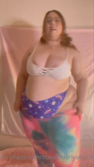 112997722_ever-wonder-what-it-would-be-like-to-date-zoey-aka-udderly-a_0.m4v