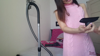 Vacuum Cleaner Orgasm.mp4