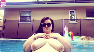 32455659_flashback-to-last-summer-when-i-spent-a-month-in-the-florida_0.m4v
