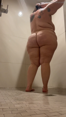 891791866_shower-time-with-me-would-be-dangerous_0.mp4
