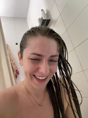 MariiD_Stripchat_20260625_172543.mp4