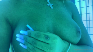 403448170_sunbed-fun_0.mp4