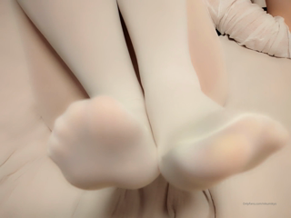 458786616_like-my-foot_0.mp4