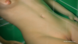 wowgirls.13.10.19.monroe.it.is.so.sensitive.1080p.mp4
