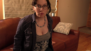 Bettie Bondage_Bully-Gets-MILF-to-Gag-and-Squirt-4K.mp4