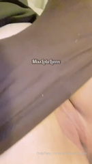 487760337_dont-let-my-yoga-pants-get-in-the-way-you-can-still-eat-it_0.mp4