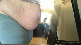 400209900_after-stuffing-belly-measure_0.m4v