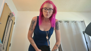 Miss Ellie_Praising-Fresh-Circumcision.mp4