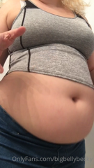 71588407_jiggly-belly_0.m4v