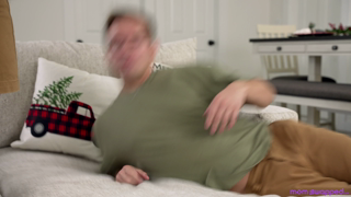 Dee Williams - Swapping Moms For Christmas.mp4