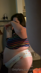 51329191_seriously-all-i-did-was-eat-this-entire-trip-damn_9.m4v