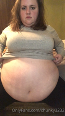 455487505_from-2021-this-one-always-gets-me-i-look-so-plump-and-rou_1.m4v