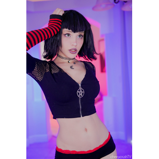 mavis1.jpg