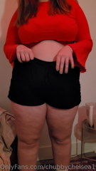 586371057_love-these-shorts-with-this-top_0.m4v