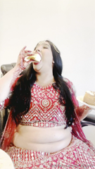 1752316806_i-want-all-the-cake-in-my-mouth_0.mp4