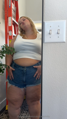 1342922264_enjoy-a-little-belly-play-with-lots-of-fun-asmr-style-noises_0.mp4