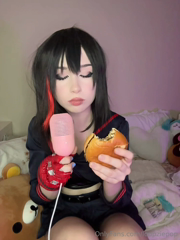 1747394995_hii-i-decided-to-make-an-asmr-eating-video-i-hope-you-guys_0.mp4