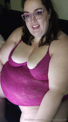 1283094258_looking-like-a-total-snack-in-this-bodysuit_12.mp4