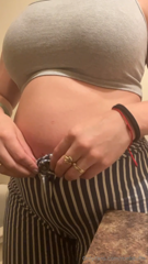 724911076_overstuffed-a-month-ago-in-my-fav-pants_2.m4v