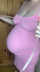 735746095_21-weeks-pregnant-measurement-come-and-watch-as-i-mea_0.m4v