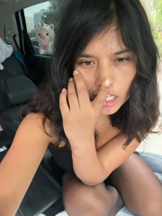 sexi_noemi_Stripchat_20260618_231119.mp4