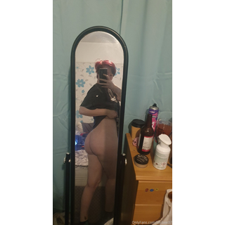 2021-02-05_Nude dump_1363x2560_20107e14485d65cc18fe8a7bc8812bd1.jpeg