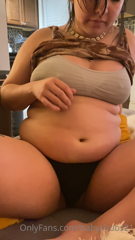 135849590_plump-af_0.m4v