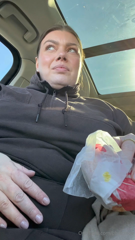 1526504577_i-got-hungry-while-i-was-out-running-errands-needed-more-fu_0.mp4