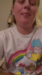 567444059_a-lil-messy-late-night-cupcake-stuffin-for-ya-can-you-bel_0.m4v