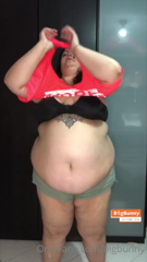 400886199_i-tried-to-wear-a-shirt-but-its-wont-fit-me-anymore-so-i-wi_0.m4v