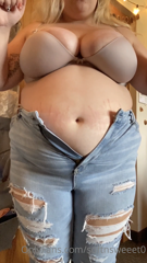 55965476_im-having-a-lot-of-fun-trying-on-these-old-jeans_0.m4v