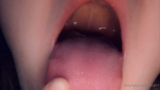 181137731_soft-vore-audio-i-made-with-belly-sounds-hope-you-like-it_0.m4v