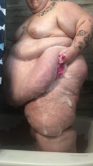 15138873_come-shower-with-me_0.mp4