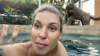 honey-crest-aka-honeysperfectfeet-onlyfans-good-morning-from-my-hot-tub_720p.mp4