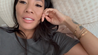 0i4kocxc433otgqm4110h_source.mp4