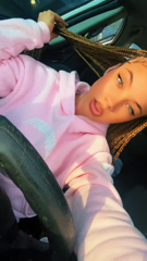 2025-12-17_@alexsiadiamonique_7584964710357814558.mp4
