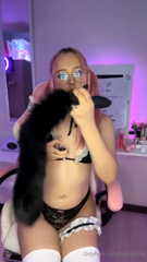 917004096_en-mi-proximo-live-estare-usando-este-plug-de-colita-de-gato_0.mp4