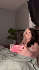 807732174_this-is-what-i-look-like-when-i-make-content-for-u-guys_0.mp4