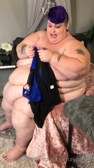 192817024_i-already-busted-this-lingerie-once-with-my-huge-tits-and-i_0.m4v