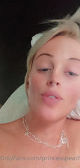230602600_go-check-out-the-two-videos-and-bunch-of-pictures-that-i-sen_0.m4v