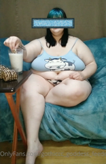 171717616_what-s-better-than-milk-and-cookies-watching-goddess-eat-a_0.mp4