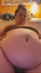 1722054445_last-night-i-got-so-bloated-from-the-loads-of-snacks-and-tak_0.mp4
