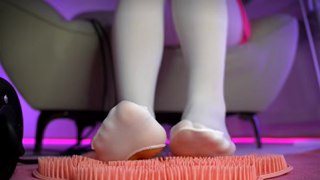 【4K／ASMR】もこもこ泡✖︎穴あきバレエタイツスクラッチ🩰🫧【睡眠導入／No Talking／Sleep／relaxation／Scratching／foot care／3dio】 (Y_vtFCcOpdU).mp4
