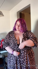 150165002_tiny-video-from-today-i-have-to-stay-off-my-feet-legs-as_0.m4v