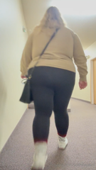 900649283_no-one-will-notice-that-i-outgrew-this-sweatshirt-like-50lbs_1.m4v