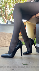 130406602_little-outside-shoe-play_0.m4v