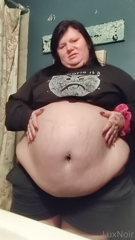 194008556_i-ve-been-eating-pizza-lots-latley-i-can-t-get-it-down-fas_0.m4v