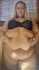 807480310_i-love-how-soft-i-look_3.mp4