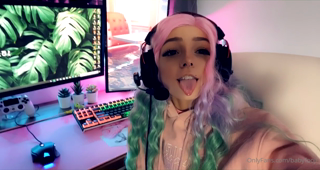 48514729_little-ahegao-vid-im-currently-in-the-process-of-editing_0.m4v