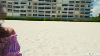 Serenading Ukulele Lay - Alex Blake.mp4